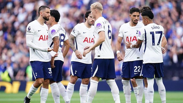 Tottenham Menuju Rekor Gagal Bikin Gol Terlama
