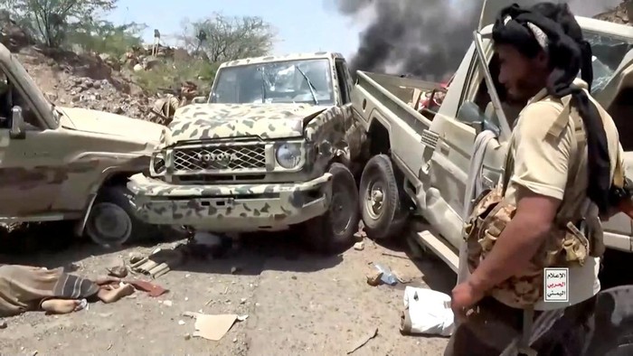 Situasi di Yaman kembali memanas setelah terjadinya serangan yang menyasar pasukan pro-pemerintah. Serangan tersebut dilaporkan oleh jaringan televisi milik Houthi dan terjadi di lokasi yang tidak diketahui. REUTERS