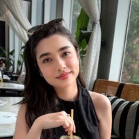Belakangan nama Amanda memang beberapa kali digosipkan memiliki kedekatan dengan presenter senior Andre Taulany. Hal itu dikarenakan keduanya beberapa kali terlihat tampil berdampingan. Banyak netizen yang kemudian ikut menjodoh-jodohkan Amanda dan Andre. Foto: Instagram/@amandarigby6