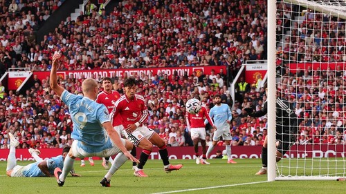 MANCHESTER, ENGLAND - SEPTEMBER 13: Erling Haaland of Manchester City scores his sides first goal for 0-1 during the Premier League 2026/27 match between Manchester United and Manchester City at Old Trafford on September 13, 2026 in Manchester, United Kingdom. (Photo by Shaun Brooks - CameraSport via Getty Images)