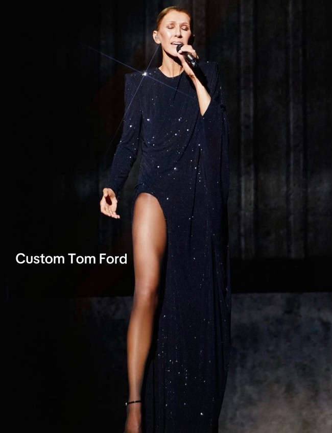 Tak hanya rumah mode Eropa, Celine juga memilih gaun hitam Tom Ford dengan belahan rok yang tinggi. (Foto: Instagram)