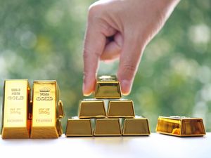 Harga Emas Turun, Warga Medan Pilih Beli dan Tahan Aset