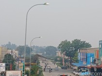Kabut Asap Kepung Batam, Jarak Pandang di Bandara Cuma 3,5 Km