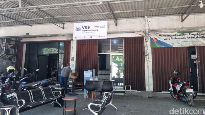 Kantor PT Virgo Karya Shipping (VKS) di Perak Barat, Surabaya.