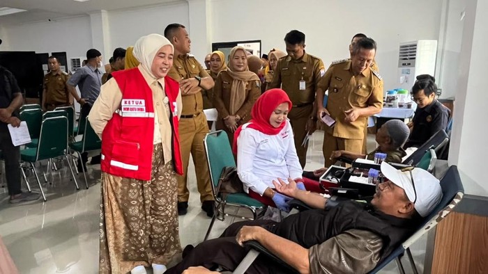 Kegiatan donor darah di Palembang