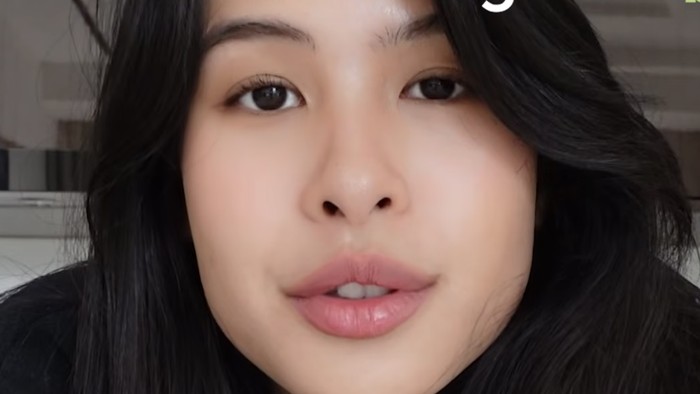Maudy Ayunda minta maaf