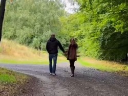 Video Cuplikan Kehidupan Pangeran Harry-Meghan Markle Setelah Balik Inggris