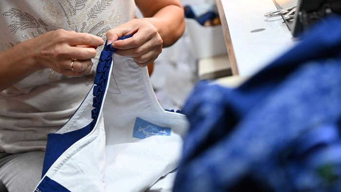 Menjahit Tradisi, Intip Proses Pembuatan Dirndl Bavaria di Nuremberg