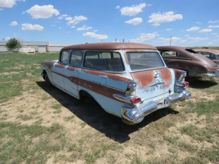 Mobil klasik yang dilelang di Colorado.