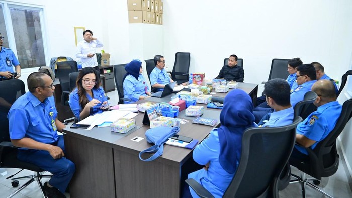 PDAM Makassar rapat bersama Komisi B DPRD Makassar. Dokumen Istimewa