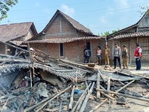 Pilu Nenek 90 Tahun Tewas Tertimpa Rumahnya yang Reyot