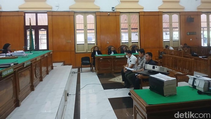 Sidang pleidoi di Cakra 1 Pengadilan Negeri (PN) Medan, Senin (14/9/2026) (Juita Sinuhaji/detikSumut)