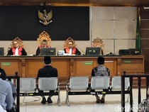 5 Fakta Bupati Bekasi Nonaktif Ade Kuswara Divonis 6 Tahun Penjara