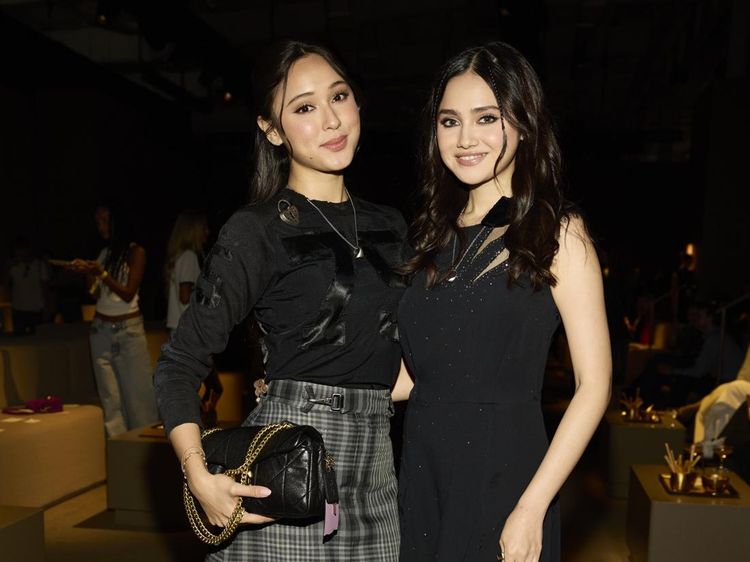 Adu Gaya Syifa Hadju-Yasmin Napper Eksis di Fashion Show Coach, New York