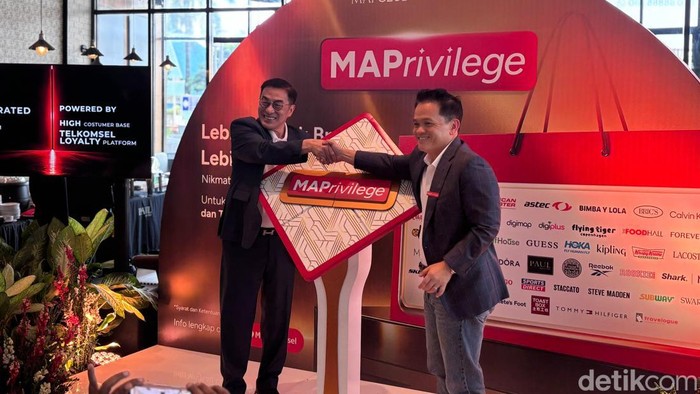 Telkomsel menggandeng PT Mitra Adiperkasa Tbk (MAP) meluncurkan MAPrivilege, program kolaborasi yang mengintegrasikan ekosistem digital dan loyalitas pelanggan Telkomsel dengan jaringan ritel gaya hidup MAP.