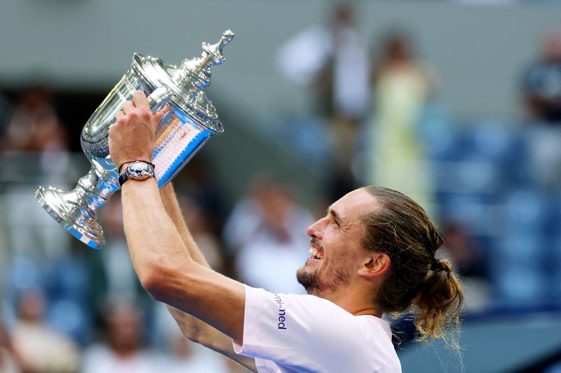 TENNIS-USOPEN/ Tennis - U.S. Open - Flushing Meadows, New York, United States - September 13, 2026 Germany's Alexander Zverev celebrates after winning the men's singles final against Ben Shelton of the U.S. REUTERS/Mike Segar TPX IMAGES OF THE DAY