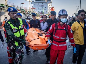 Polri Identifikasi 2 Jenazah Korban KM Virgo, 1 Diserahkan ke Keluarga