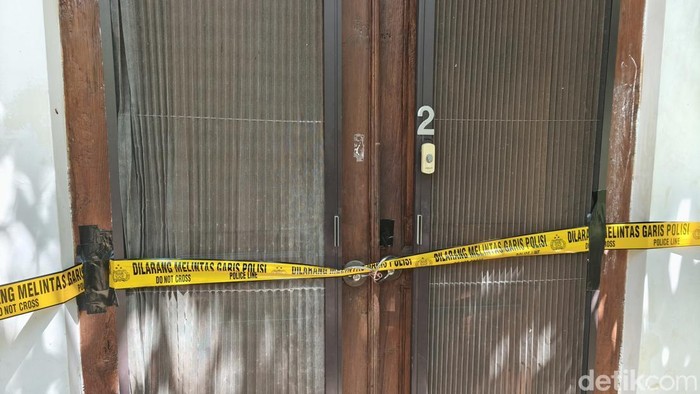 TKP penemuan jasad ayah dan dua orang anak di dalam bungalow di Legian, Kuta, Kabupaten Badung, Senin (14/9/2026).