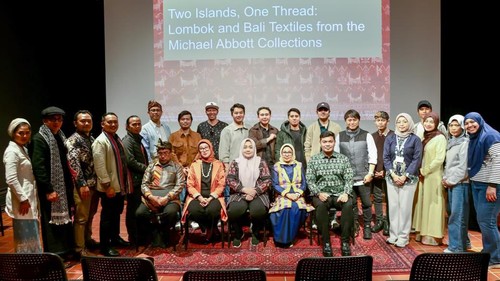 Wakil Gubernur NTB Indah Dhamayanti Putri bersama Ketua Dekranasda NTB Sinta Agathia dan Ketua DPRD NTB Baiq Isvie Rupaeda berkunjung ke AGSA, Adelaide, Australia. (Foto: Dok. Pemprov NTB)