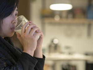 Benarkah Minum Susu pada Malam Hari Bisa Bikin Tidur Nyenyak?