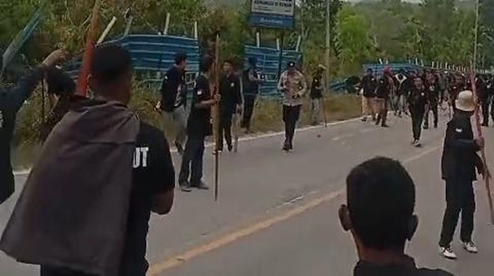 Bentrokan dua kelompok di Setokok, Galang Batam pada Senin (14/9).