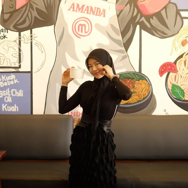 Chef Amanda Buka Usaha Mie, Jelaskan Alasan Jualan di Kampung