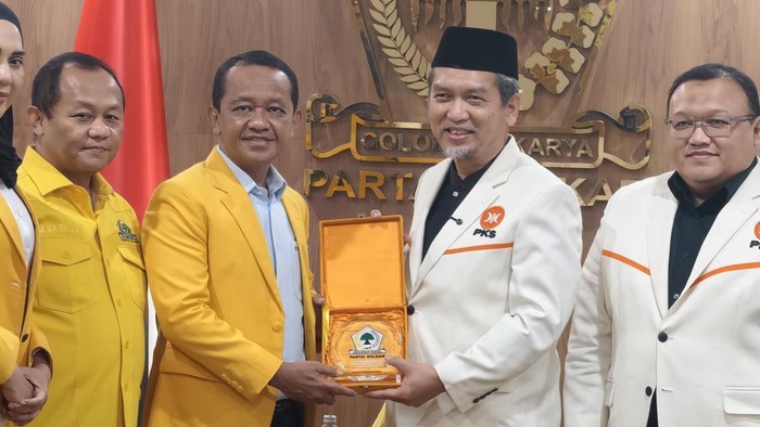 Partai Golkar dan Partai Keadilan Sejahtera (PKS) menggelar pertemuan, Senin (14/9) malam.
