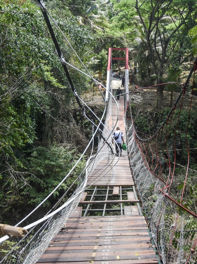 Jembatan Pongpet Dibangun Kembali Setelah Nyaris Ambruk