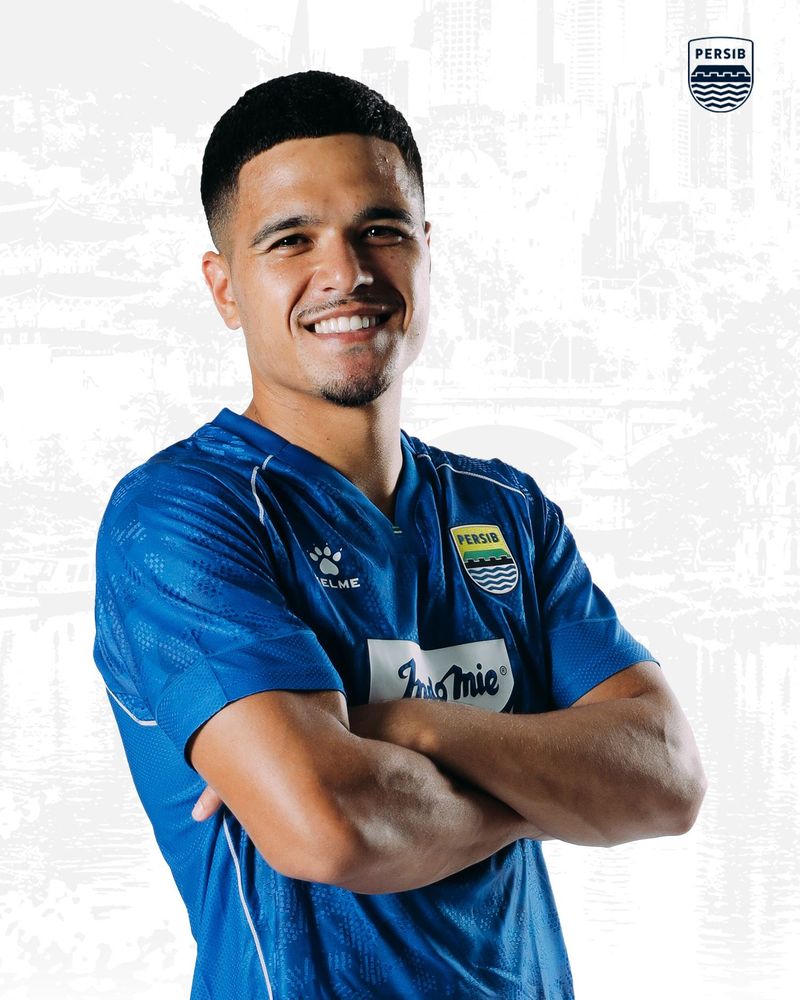 Jersey baru Persib Bandung Bandung di AFC Champions League Two (ACL 2) 2026/2027. Jersey baru Persib Bandung Bandung di AFC Champions League Two (ACL 2) 2026/2027.