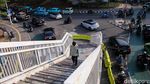 JPO Tengah Jalan Cawang Kini Dilengkapi Zebra Cross