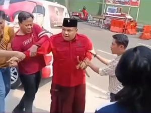 Dipecat PDIP, Hidayat Pernah Viral Ngamuk Bawa Keris-Ingin Bakar Diri