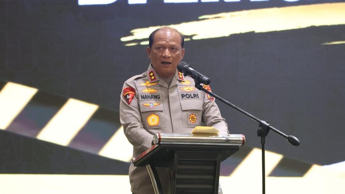 Kapolda Jatim Irjen Nanang Avianto