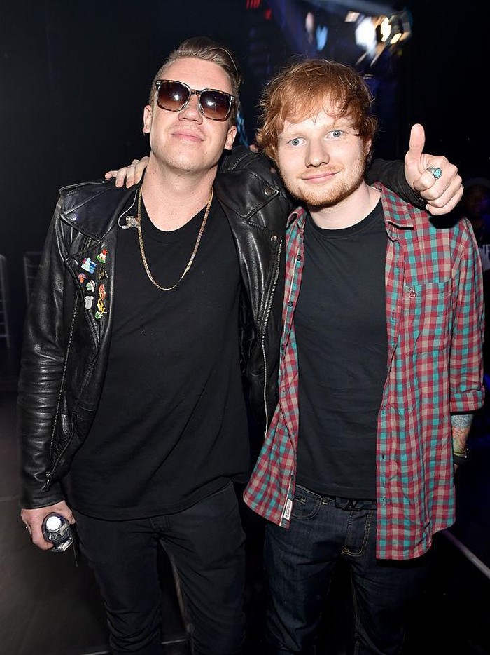 LAS VEGAS, NV - SEPTEMBER 20:  Recording artists Macklemore (L) and Ed Sheeran attend the 2014 iHeartRadio Music Festival at the MGM Grand Garden Arena on September 20, 2014 in Las Vegas, Nevada.  (Photo by Theo Wargo/Getty Images for iHeartMedia)