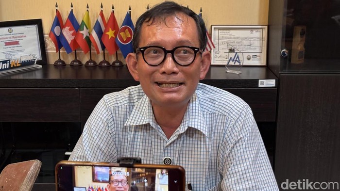 Pakar Perkapalan ITS Prof I Ketut Aria Pria Utama