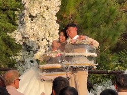 Viral Pernikahan Pecinta Anabul, Pengantin Bawa 4 Kucing ke Pelaminan