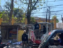 Bangunan Liar di Jalan Dakota Bandung Dibongkar