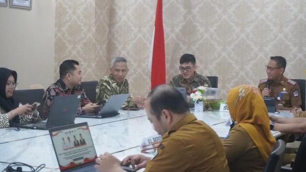 Pemkot Kendari evaluasi tata kelola pemerintah demi cegah korupsi. Pemkot Kendari evaluasi tata kelola pemerintah demi cegah korupsi.