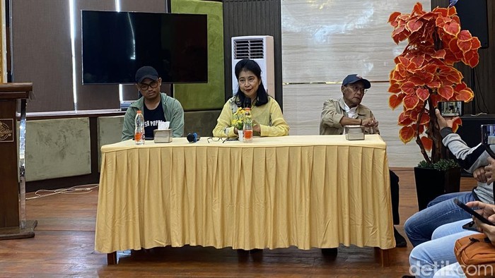 Perwakilan Yayasan Magnolia Champaca Virginiana selaku mitra SPPG) Batupapan I meminta maaf terkait kasus keracunan MBG.