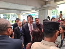 Purbaya Tersenyum saat Tiba di Kemenkeu, tapi Tak Mau Berkomentar