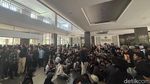 Mahasiswa UINSA Demo Rektorat