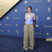 Shailene Woodley Mewah Pakai Balenciaga di Emmy 2026, Bikin Netizen Terbelah