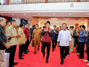 Gus Ipul Ajak SDM PKH Perkuat Pemutakhiran Data Penerima Bansos