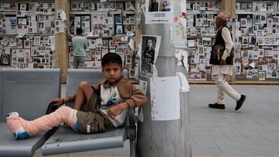 Hampir Sebulan Pasca Banjir Bandang Nepal, Ribuan Orang Masih Hilang