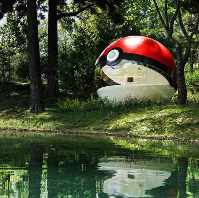 Foto: Gemasnya Hotel Bertema Pokemon, Bentuknya Bola Raksasa!