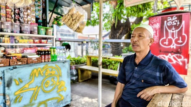Jelang pembongkaran Teras Cihampelas Bandung Jelang pembongkaran Teras Cihampelas Bandung