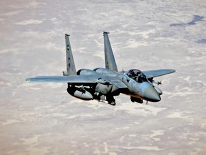 Arab Saudi Kerahkan 100 Jet Tempur untuk Gempur Houthi di Yaman