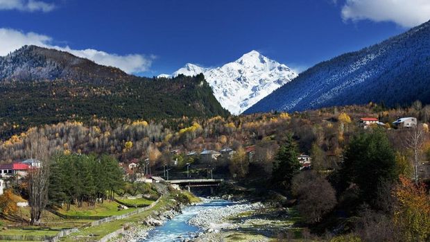 Kawasan Mestia di Georgia