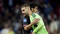 Ajax Vs Willem II Tuntas 5-1, Paes & Nathan Main Penuh