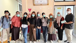 ISPU Jambi Memburuk, WKS Bagikan 6.000 Masker untuk Mahasiswa