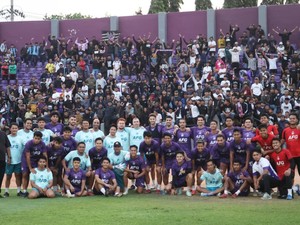 Jelang Hadapi Arema FC, Ribuan Persikmania Bakar Semangat Tim Persik